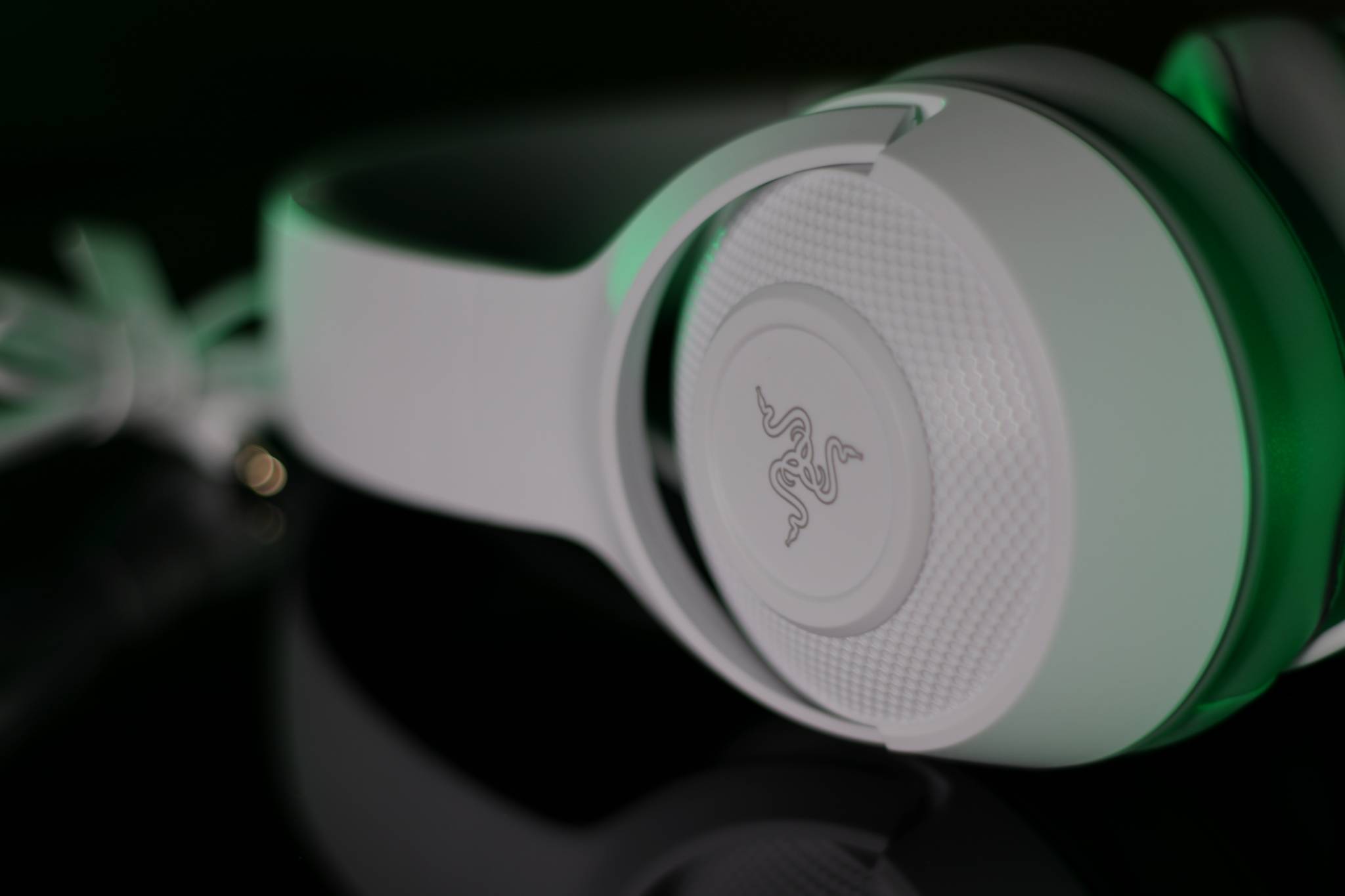 Кракен магазин kraken clear com. Razer Kraken x Mercury. Наушники Razer Kraken Mercury. Razer Kraken x Mercury белый. Razer Kraken Mercury белый.